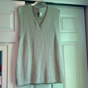 H&M Sweater Vest
